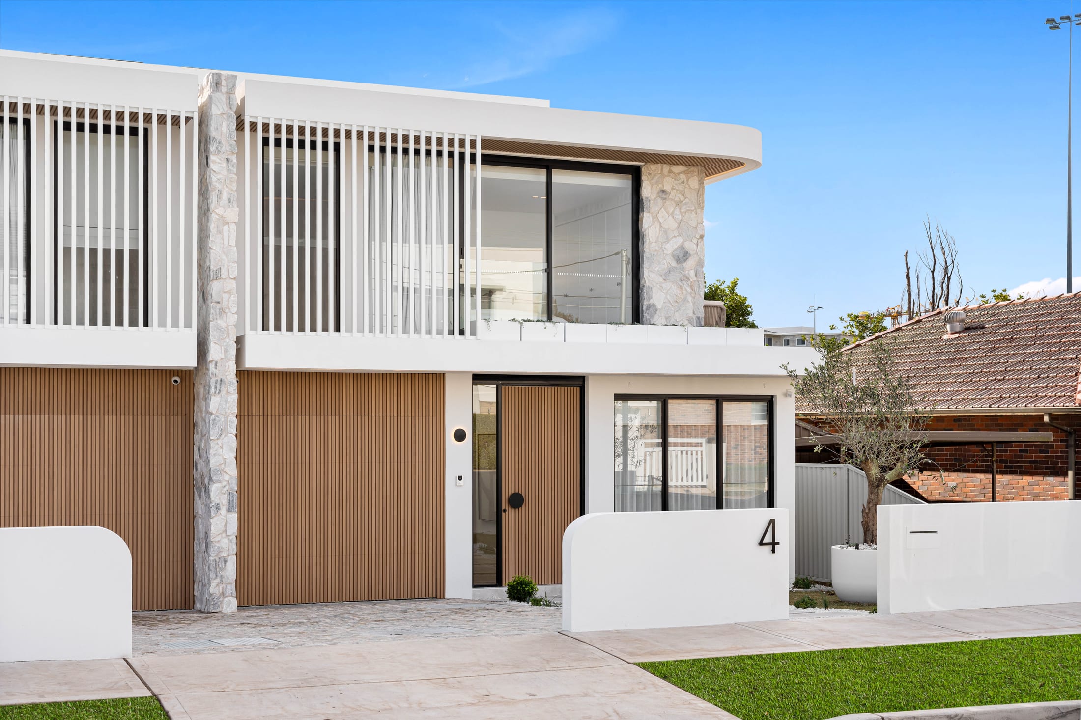 Abbotsford residence white batten screens — photo 4
