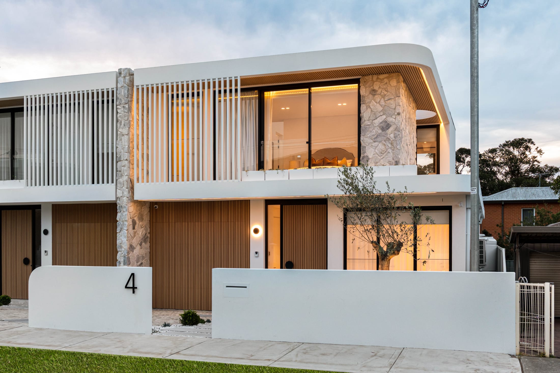 Abbotsford residence white batten screens — photo 6