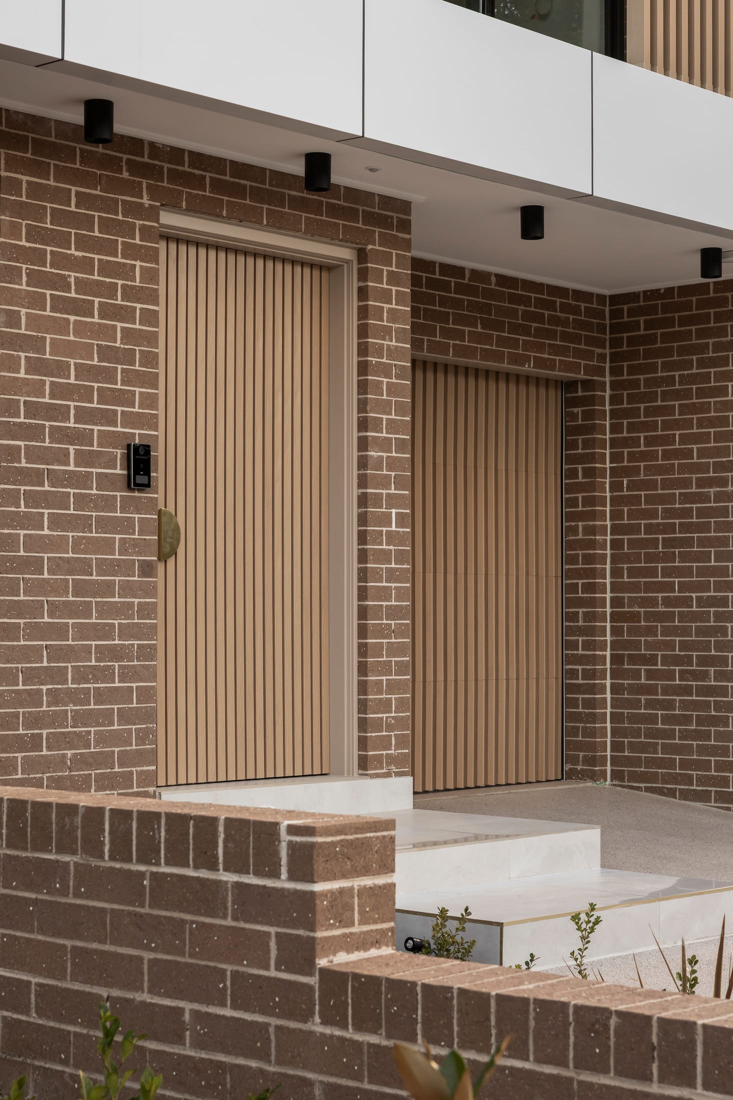 Munro Greystanes Light Oak timber-look duplex — photo 6