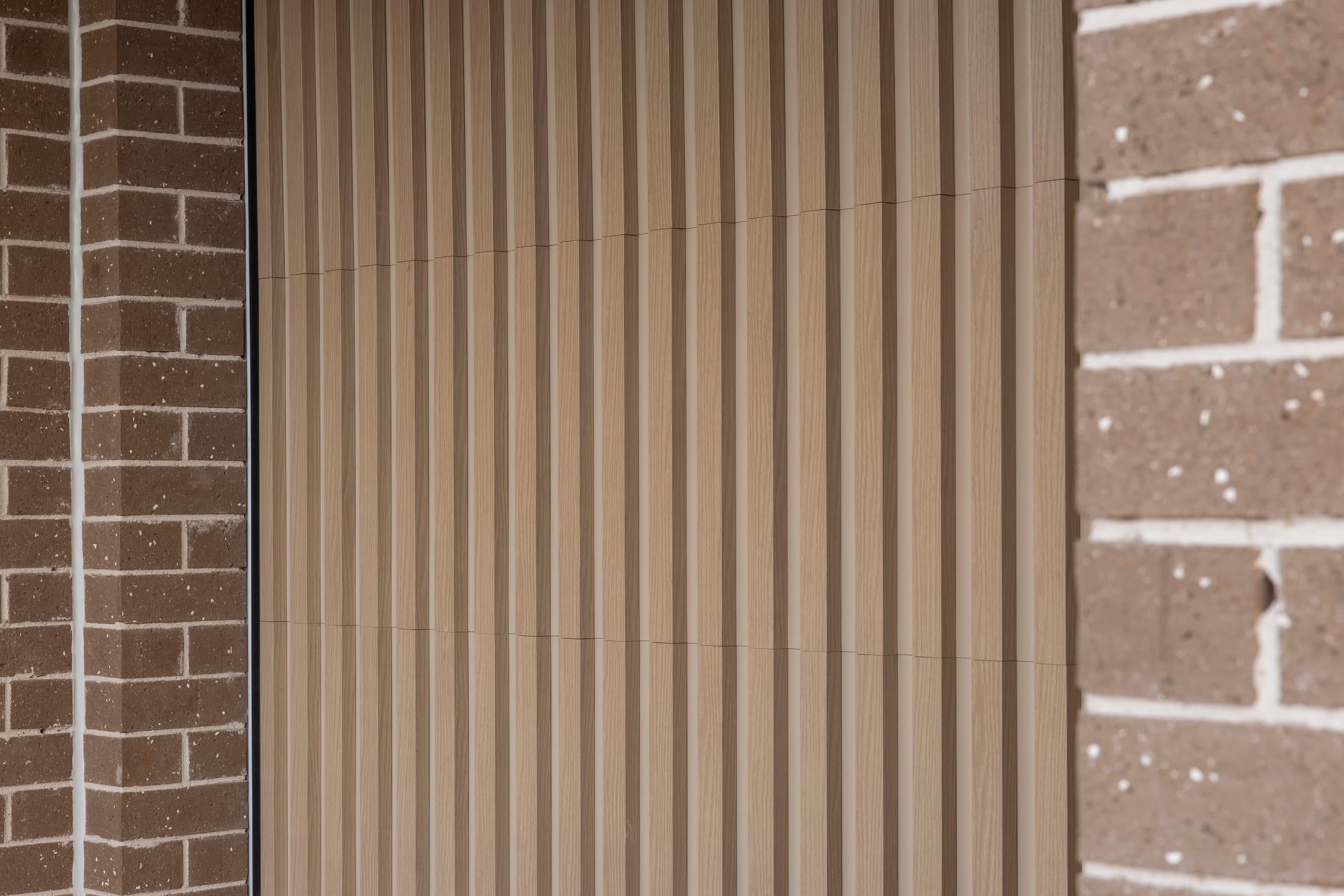 Munro Greystanes Light Oak timber-look duplex — photo 10