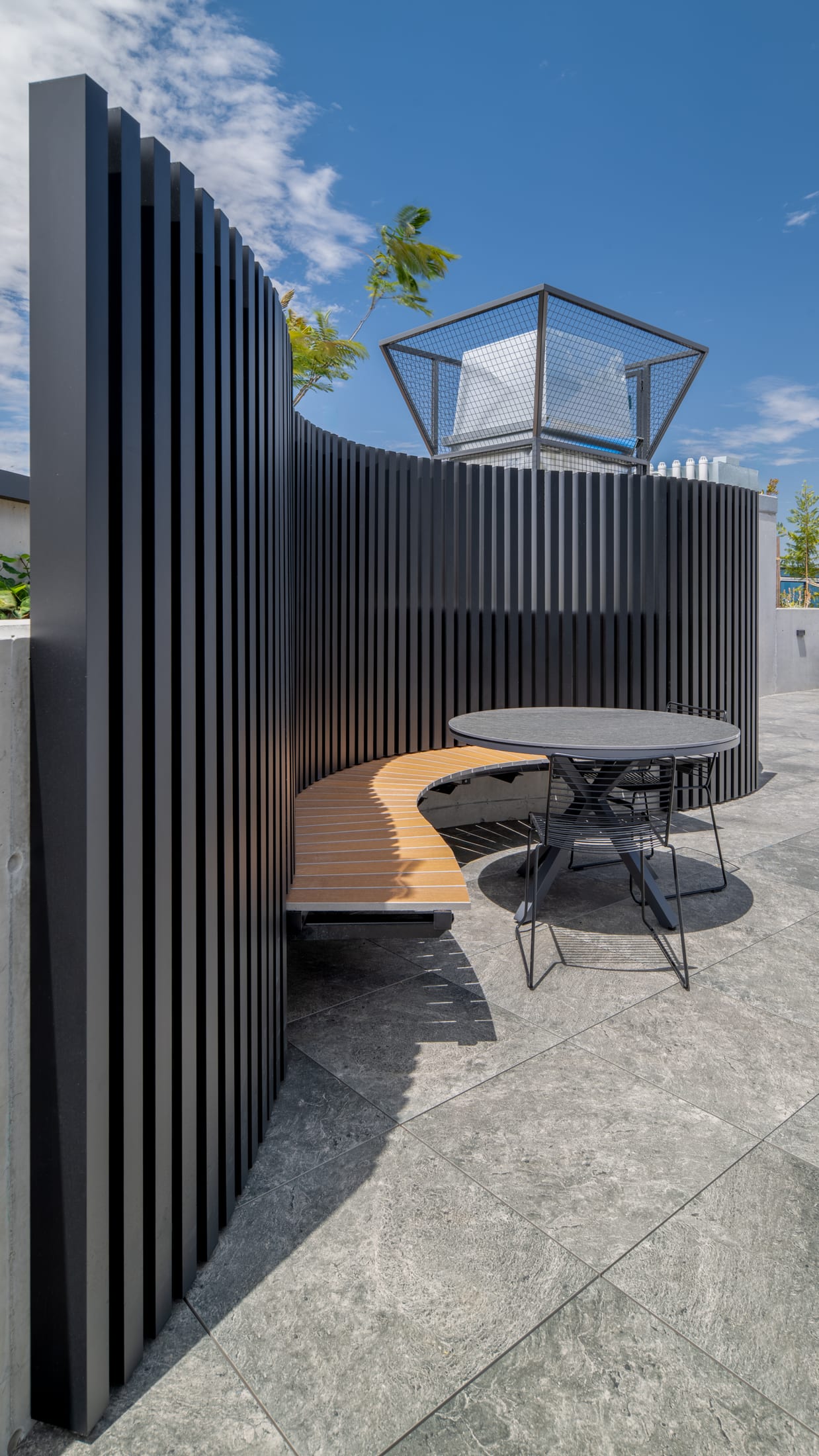 Woden, Canberra aluminium batten screens — photo 5